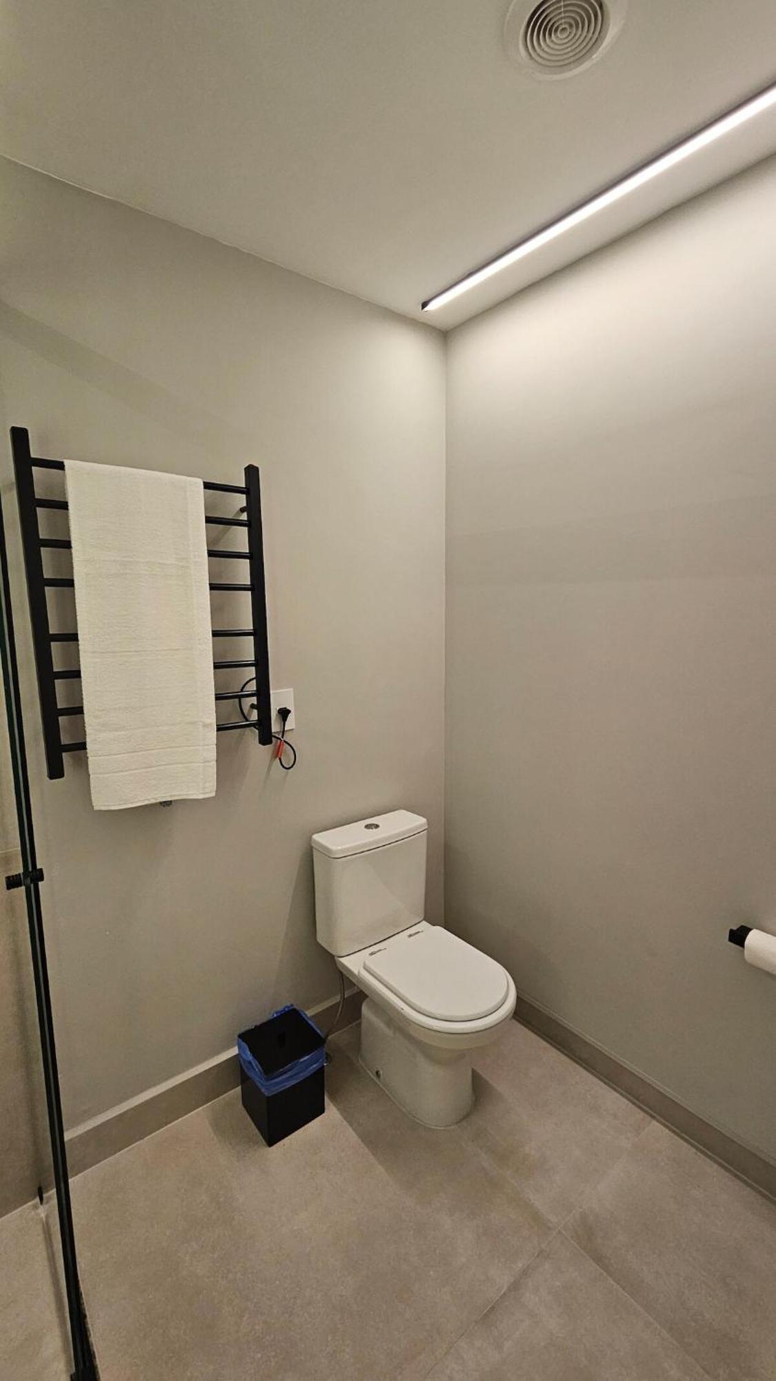 Ap Moderno- Pinheiros- 5min Hc- Prox Madalena Apartamento *