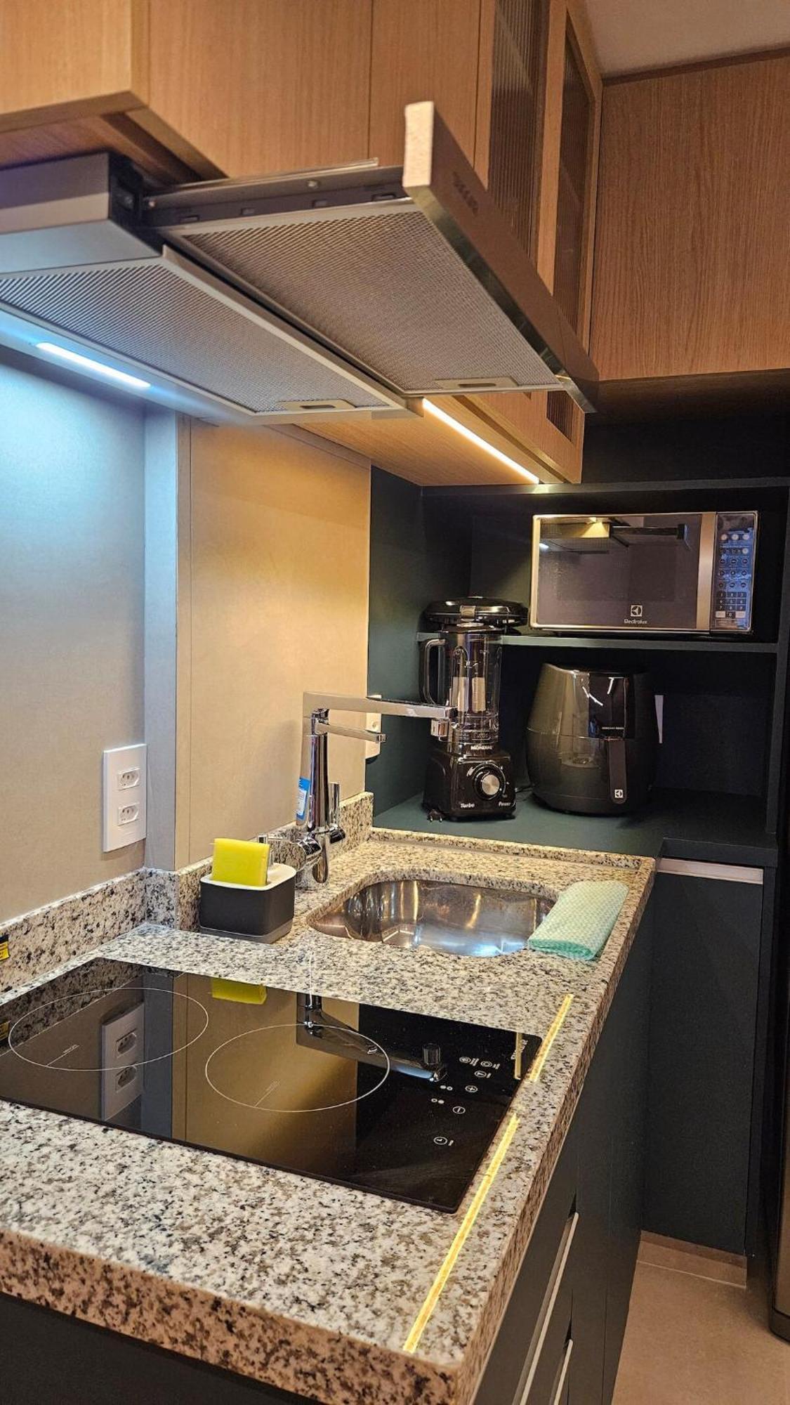 Ap Moderno- Pinheiros- 5min Hc- Prox Madalena Apartamento *